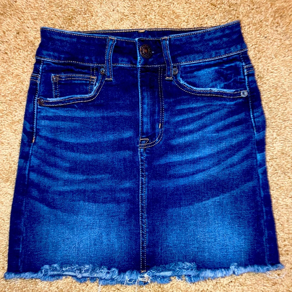 NWOT Juniors size 0 Regular American Eagle.Skirt